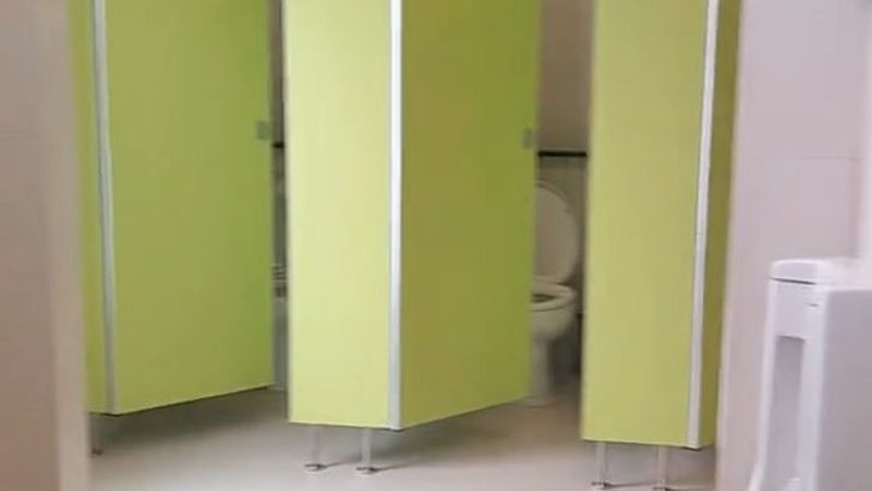 光伏组件批发，如何看懂报价背后的技术门道？**